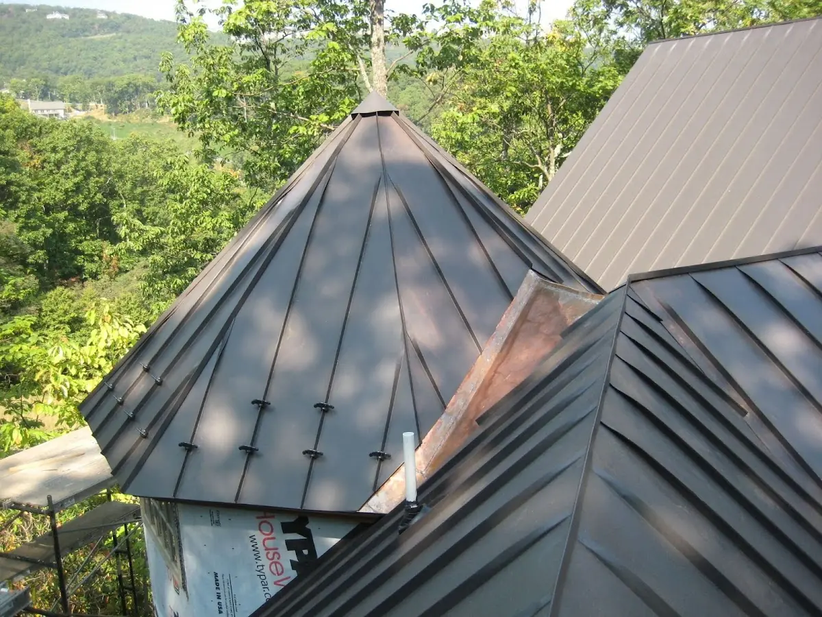 Professional Roof Tarp Installation by Craftsman Roofing in Verano